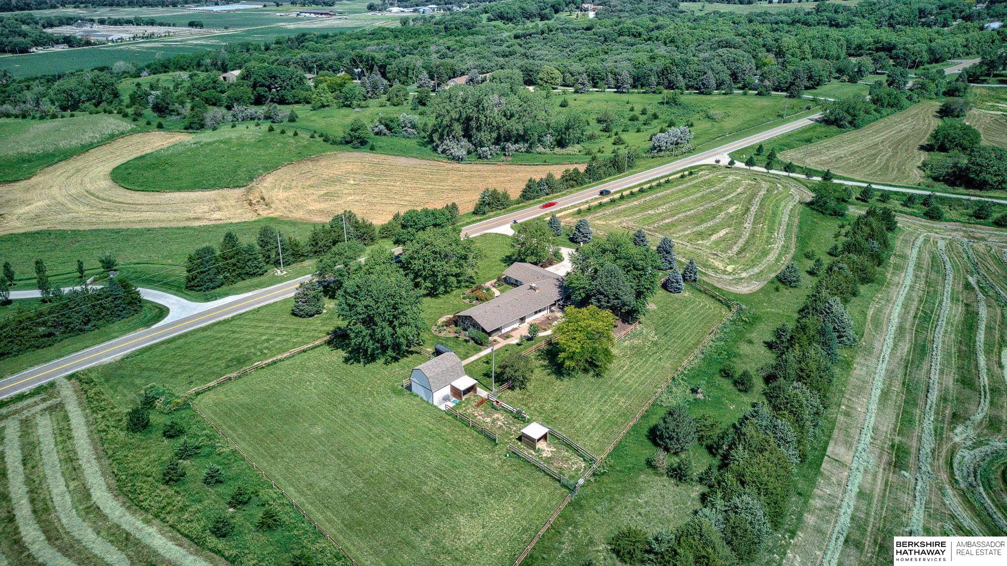 Omaha, Nebraska 68022, United States, 3 Bedrooms Bedrooms, ,2 BathroomsBathrooms,Residential,Active,120044