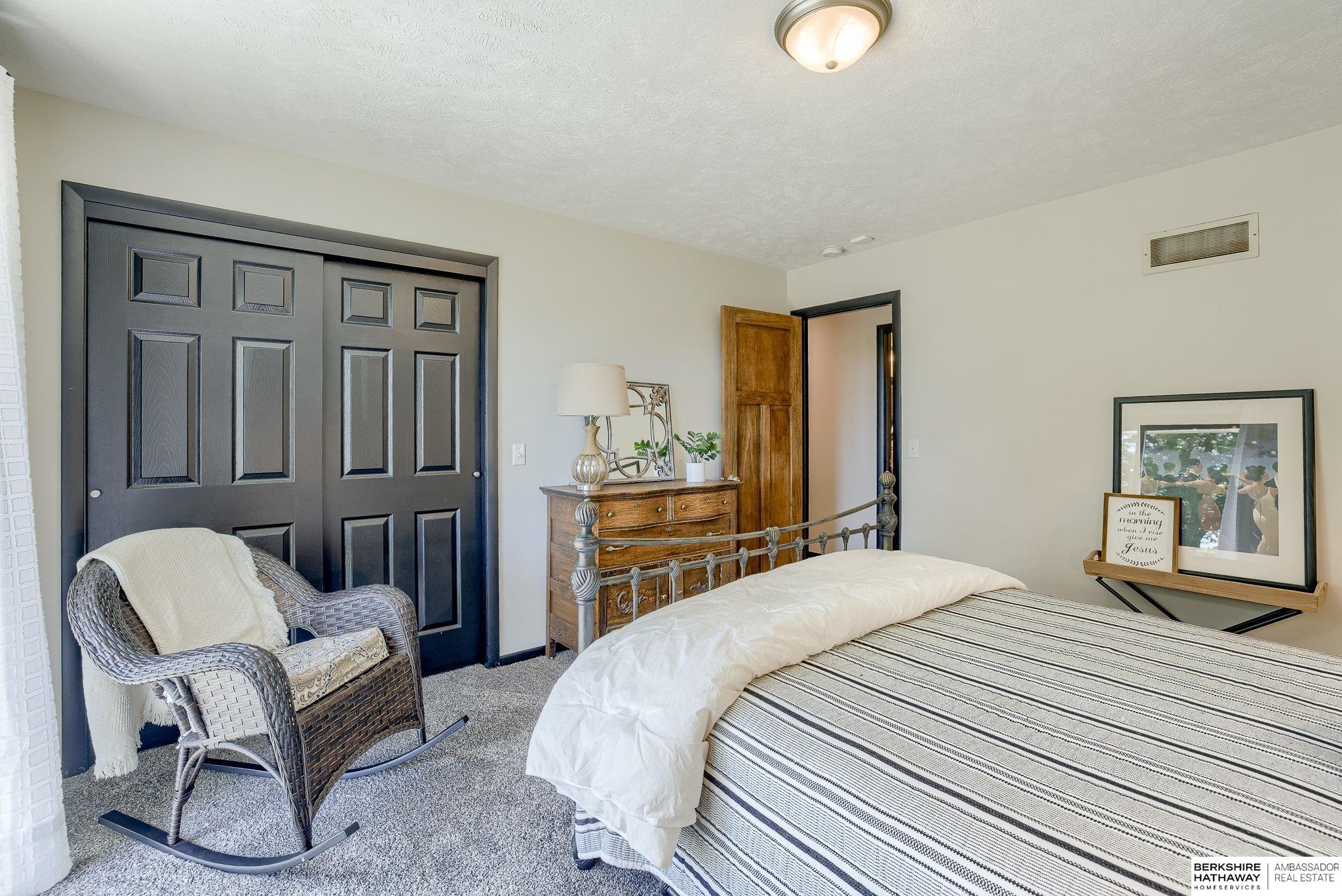 Omaha, Nebraska 68022, United States, 3 Bedrooms Bedrooms, ,2 BathroomsBathrooms,Residential,Active,120044