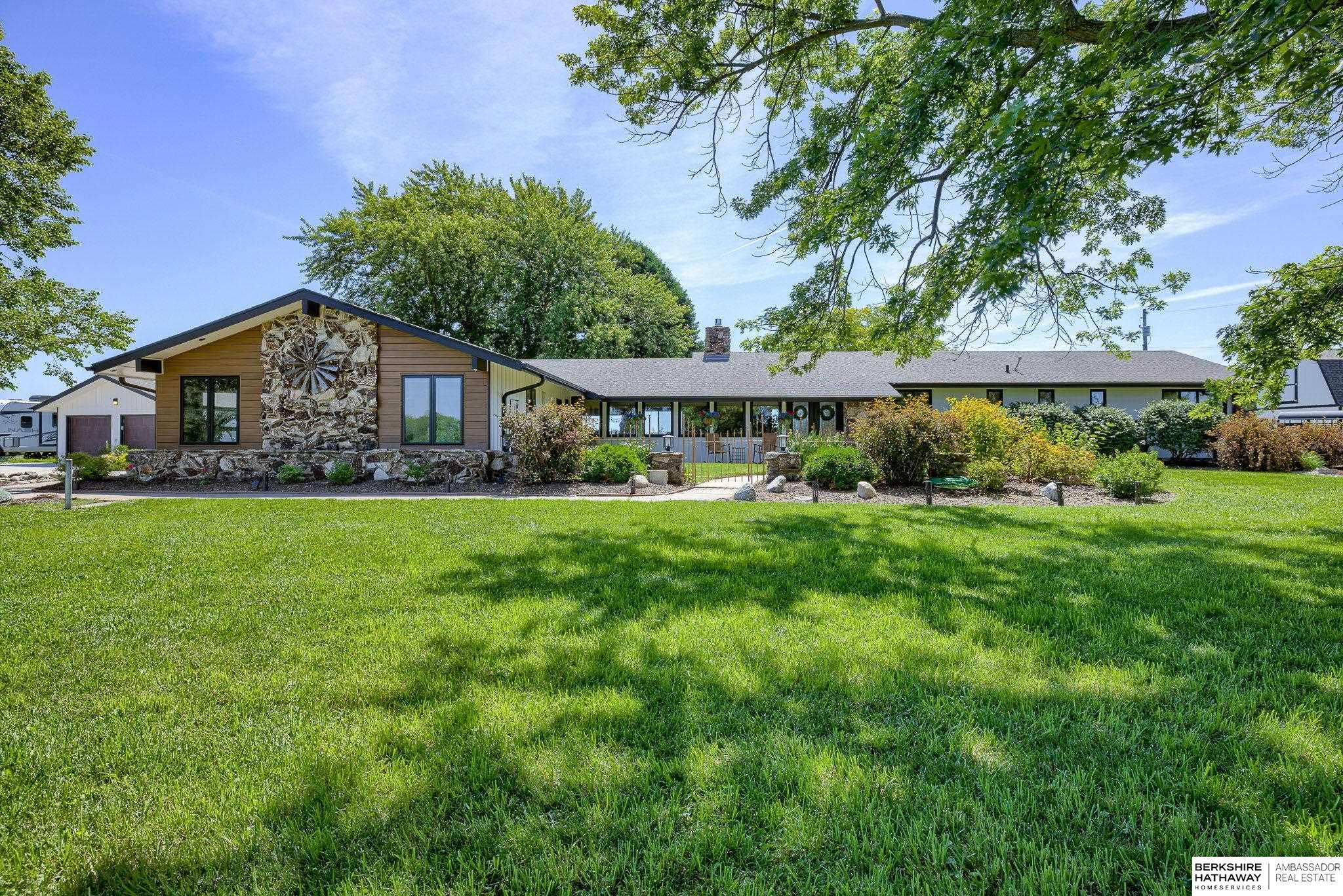 Omaha, Nebraska 68022, United States, 3 Bedrooms Bedrooms, ,2 BathroomsBathrooms,Residential,Active,120044