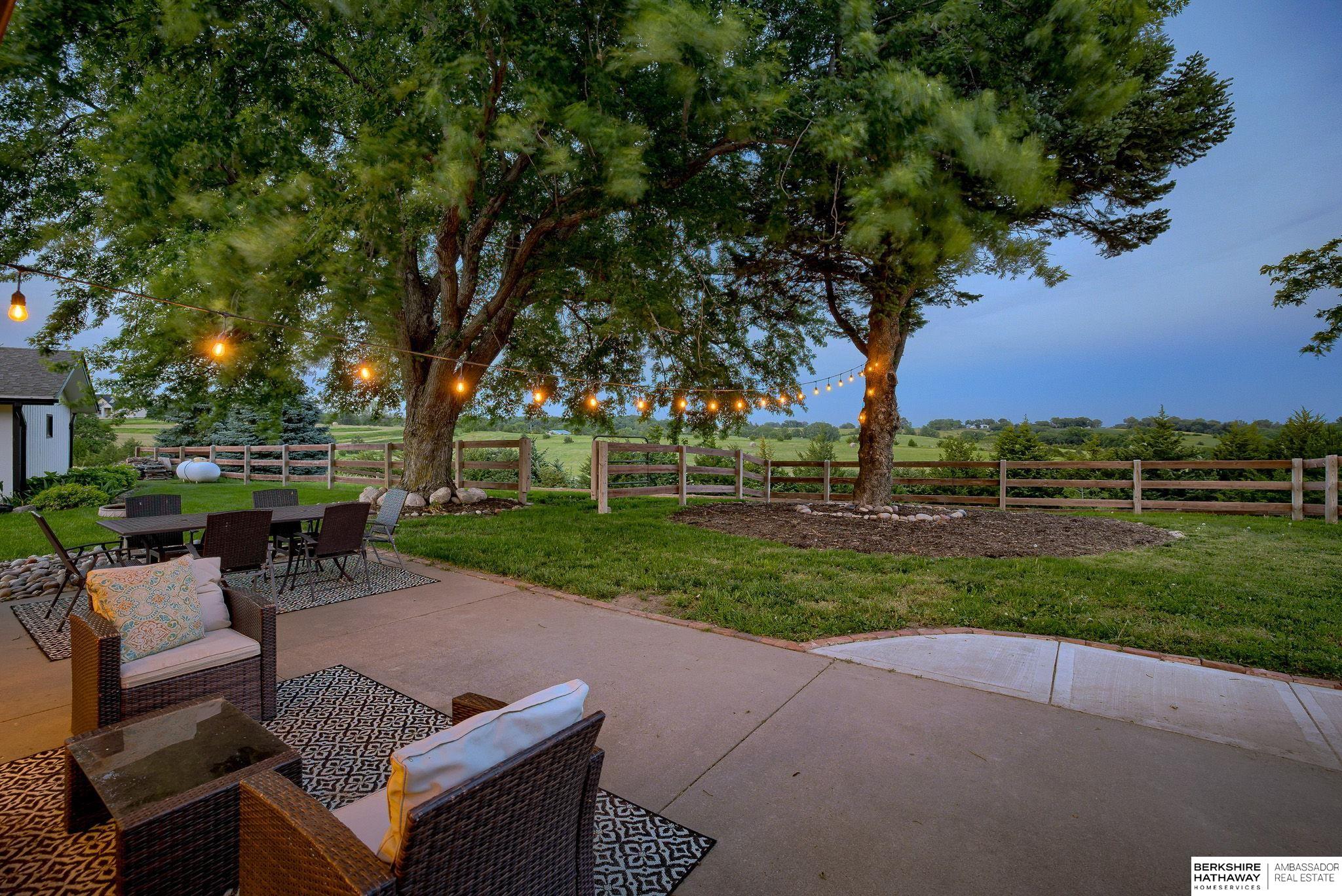 Omaha, Nebraska 68022, United States, 3 Bedrooms Bedrooms, ,2 BathroomsBathrooms,Residential,Active,120044