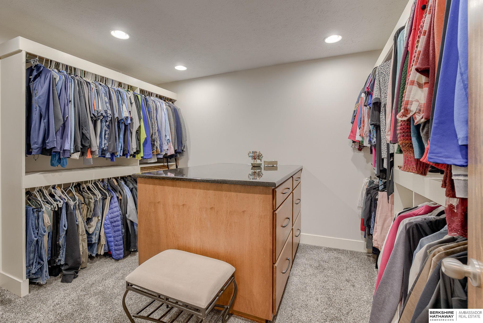 Omaha, Nebraska 68022, United States, 3 Bedrooms Bedrooms, ,2 BathroomsBathrooms,Residential,Active,120044