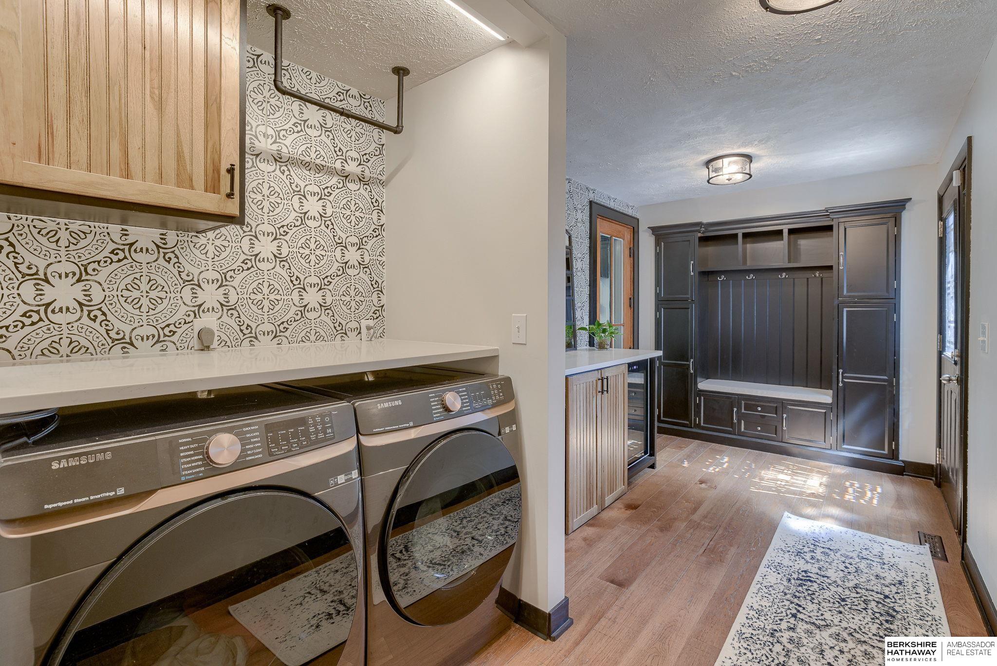 Omaha, Nebraska 68022, United States, 3 Bedrooms Bedrooms, ,2 BathroomsBathrooms,Residential,Active,120044