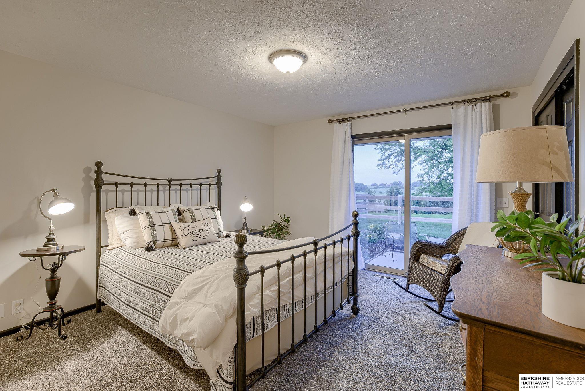 Omaha, Nebraska 68022, United States, 3 Bedrooms Bedrooms, ,2 BathroomsBathrooms,Residential,Active,120044