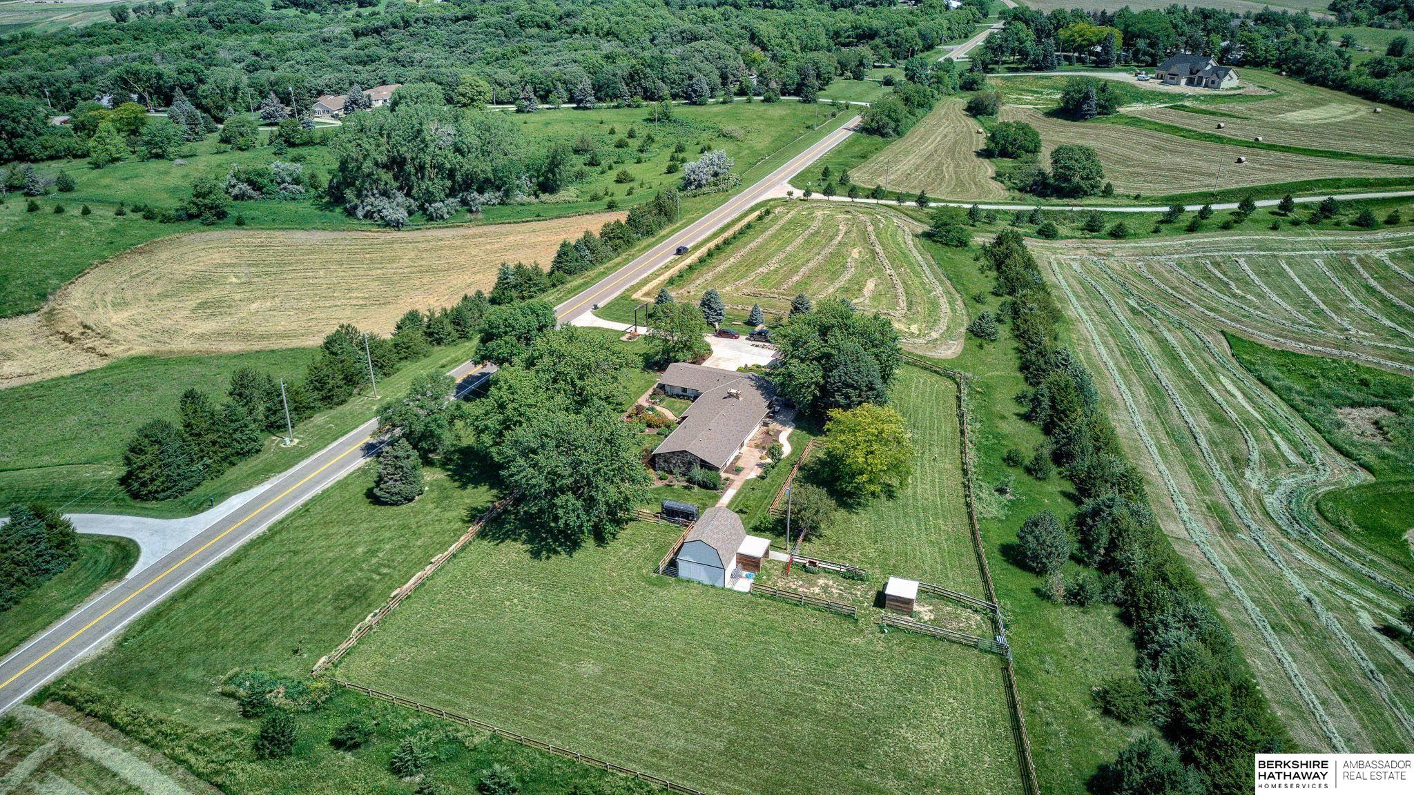 Omaha, Nebraska 68022, United States, 3 Bedrooms Bedrooms, ,2 BathroomsBathrooms,Residential,Active,120044