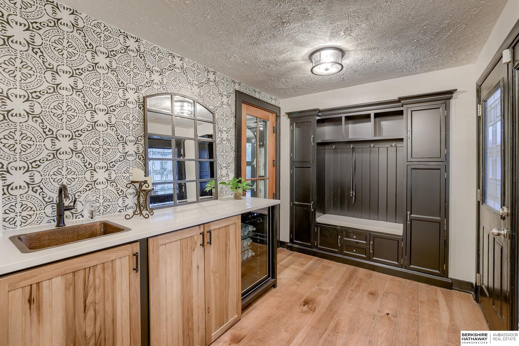 Omaha, Nebraska 68022, United States, 3 Bedrooms Bedrooms, ,2 BathroomsBathrooms,Residential,Active,120044