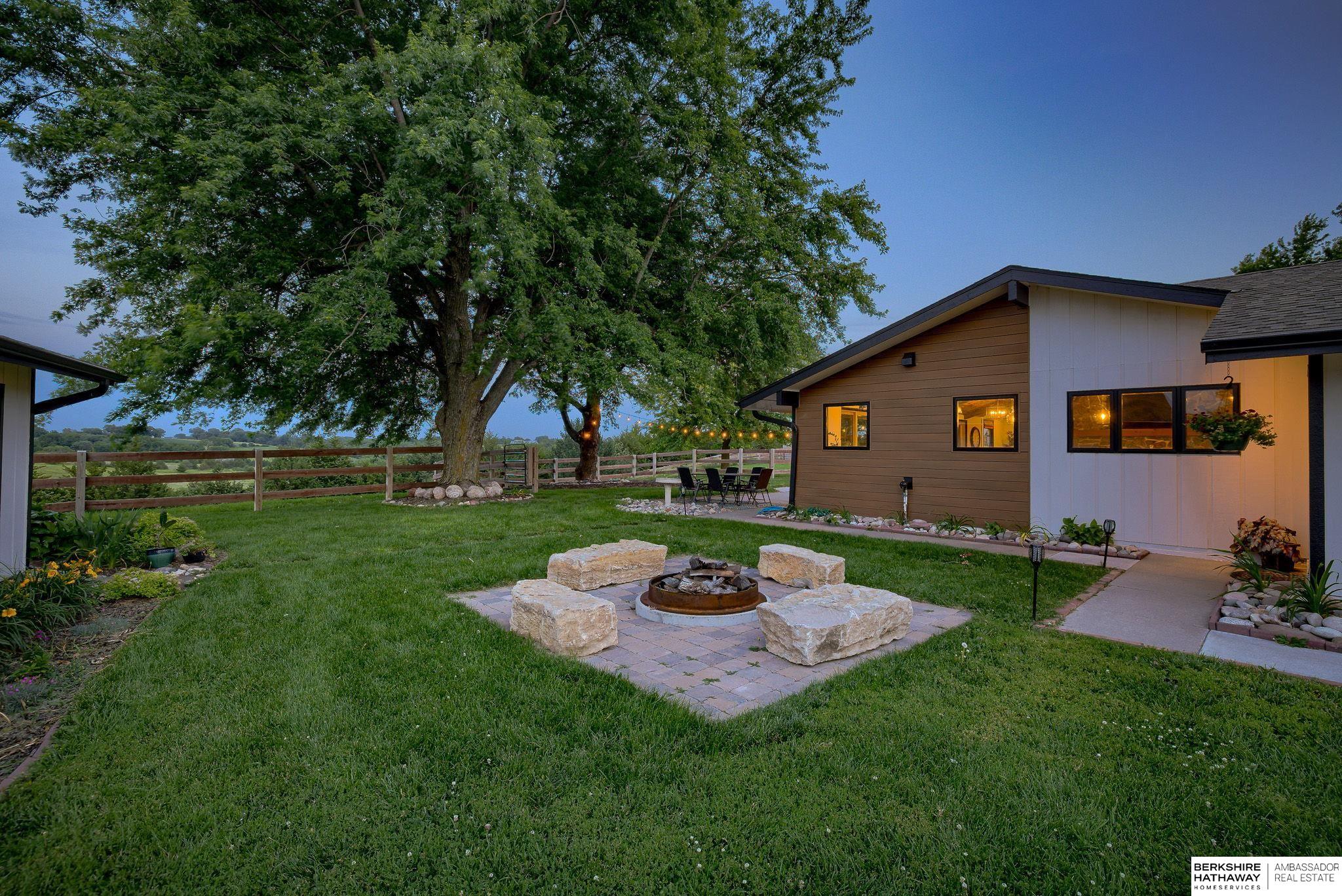 Omaha, Nebraska 68022, United States, 3 Bedrooms Bedrooms, ,2 BathroomsBathrooms,Residential,Active,120044