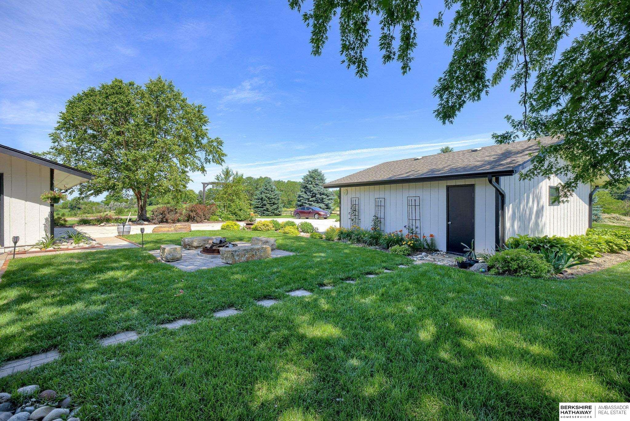 Omaha, Nebraska 68022, United States, 3 Bedrooms Bedrooms, ,2 BathroomsBathrooms,Residential,Active,120044