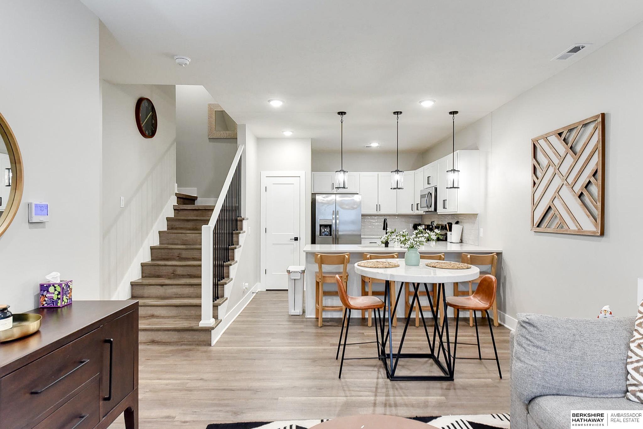 Omaha, Nebraska 68108, United States, 2 Bedrooms Bedrooms, ,3 BathroomsBathrooms,Residential,Pending,94881