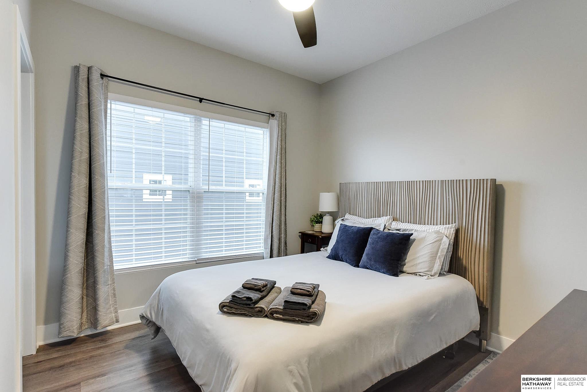 Omaha, Nebraska 68108, United States, 2 Bedrooms Bedrooms, ,3 BathroomsBathrooms,Residential,Pending,94881