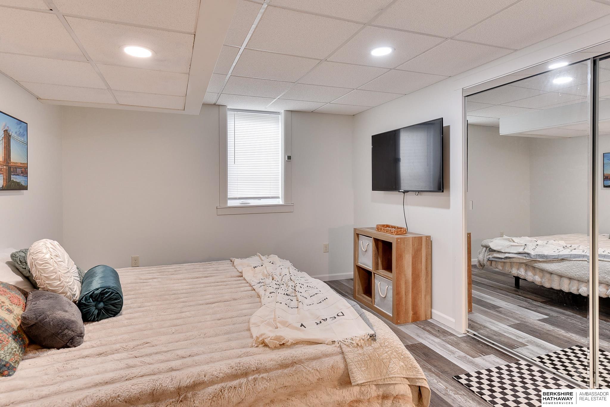 Omaha, Nebraska 68106, United States, 4 Bedrooms Bedrooms, ,3 BathroomsBathrooms,Residential,Pending,103089