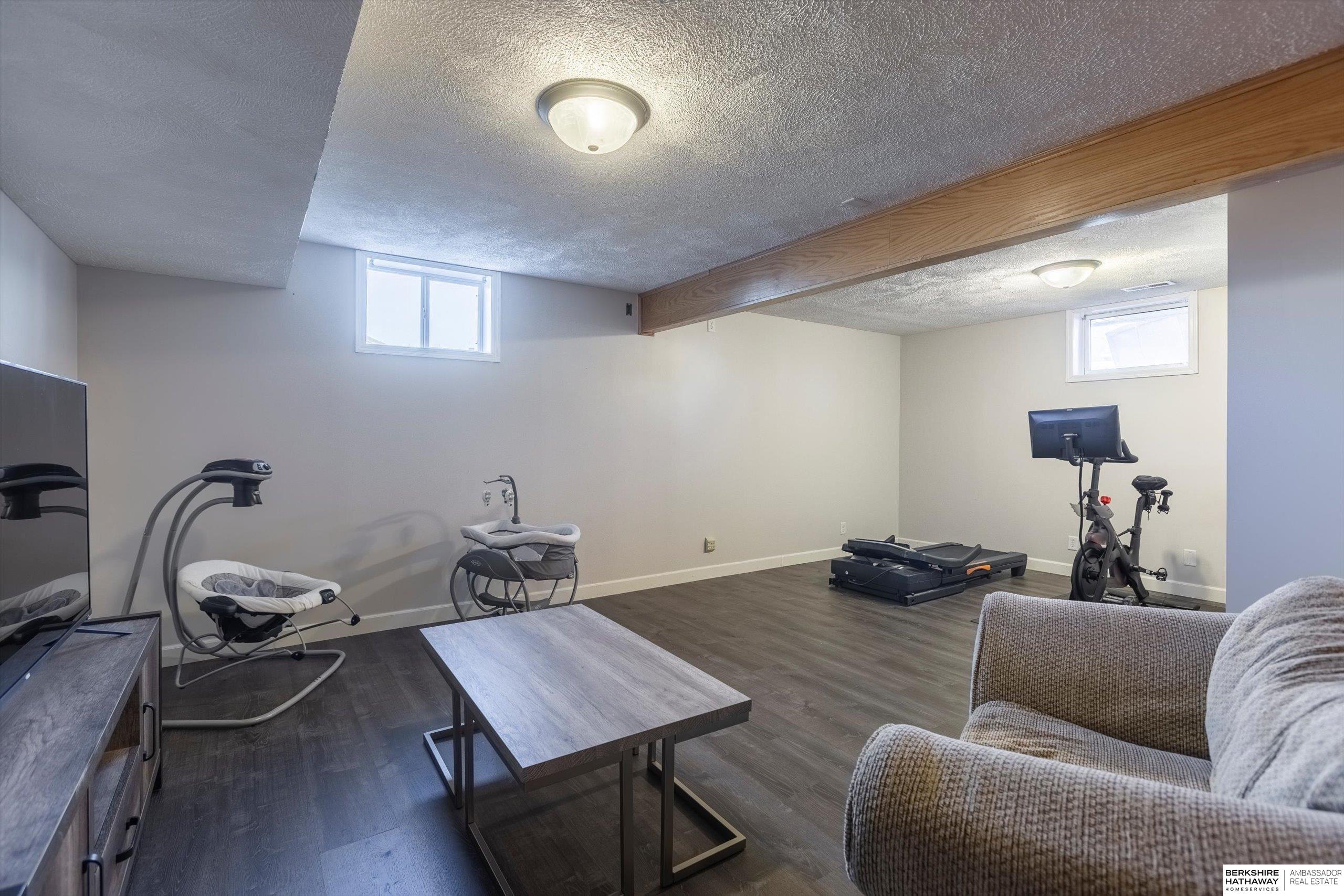 Waverly, Nebraska 68462, United States, 4 Bedrooms Bedrooms, ,2 BathroomsBathrooms,Residential,Pending,11114