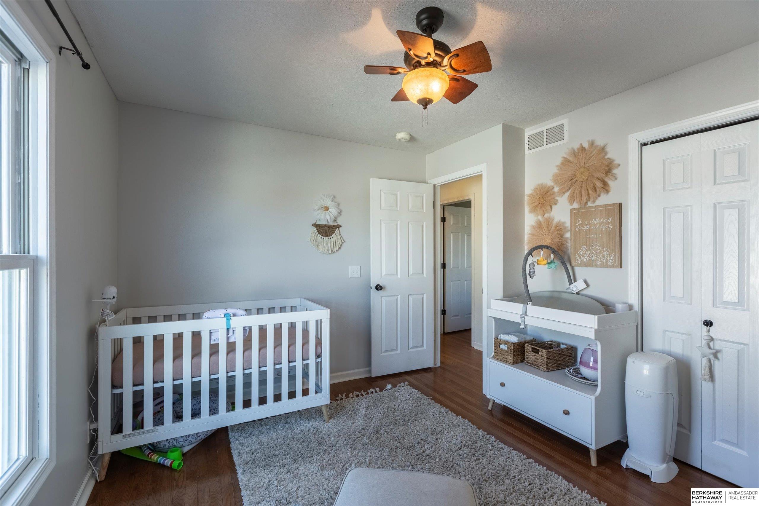 Waverly, Nebraska 68462, United States, 4 Bedrooms Bedrooms, ,2 BathroomsBathrooms,Residential,Pending,11114