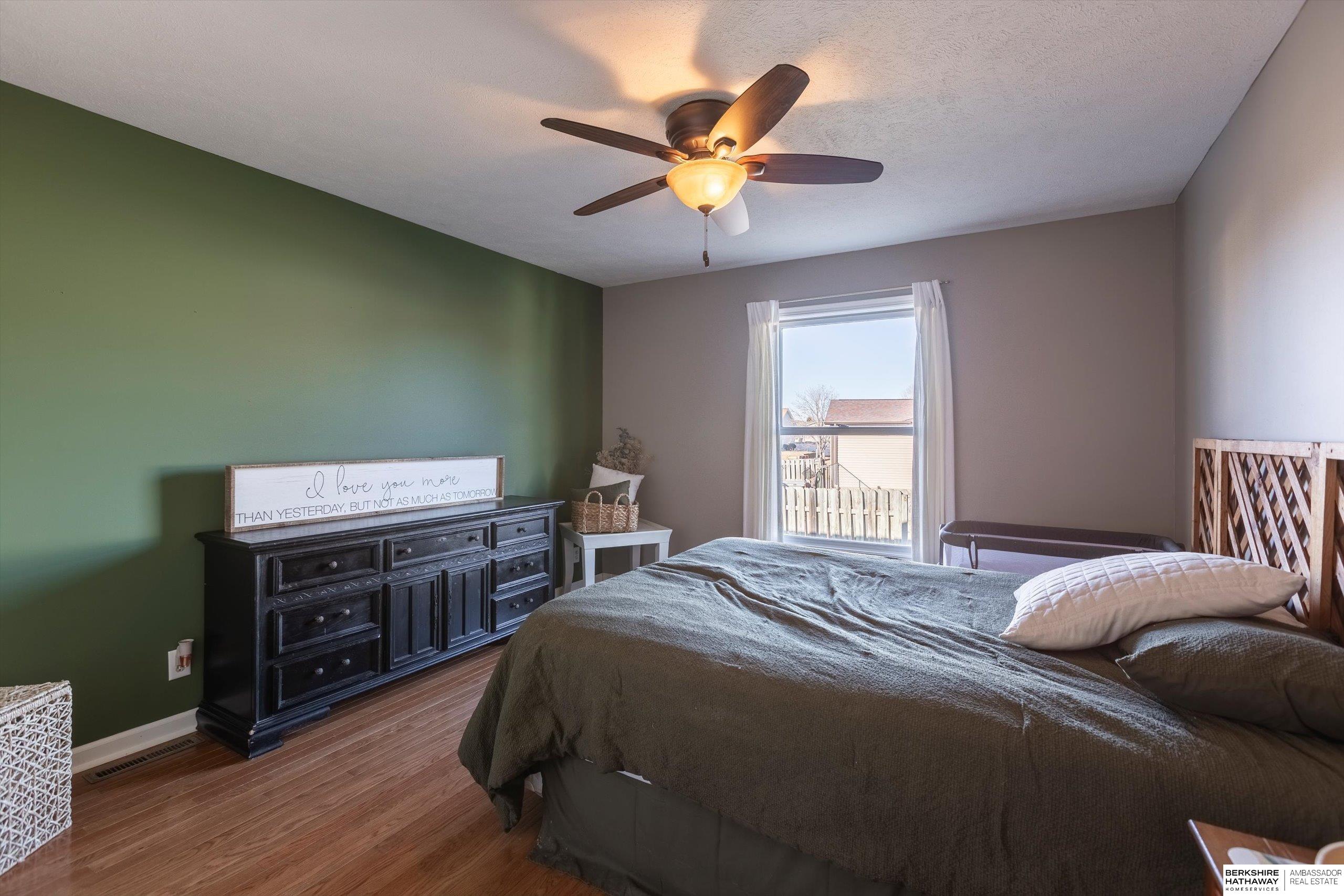 Waverly, Nebraska 68462, United States, 4 Bedrooms Bedrooms, ,2 BathroomsBathrooms,Residential,Pending,11114