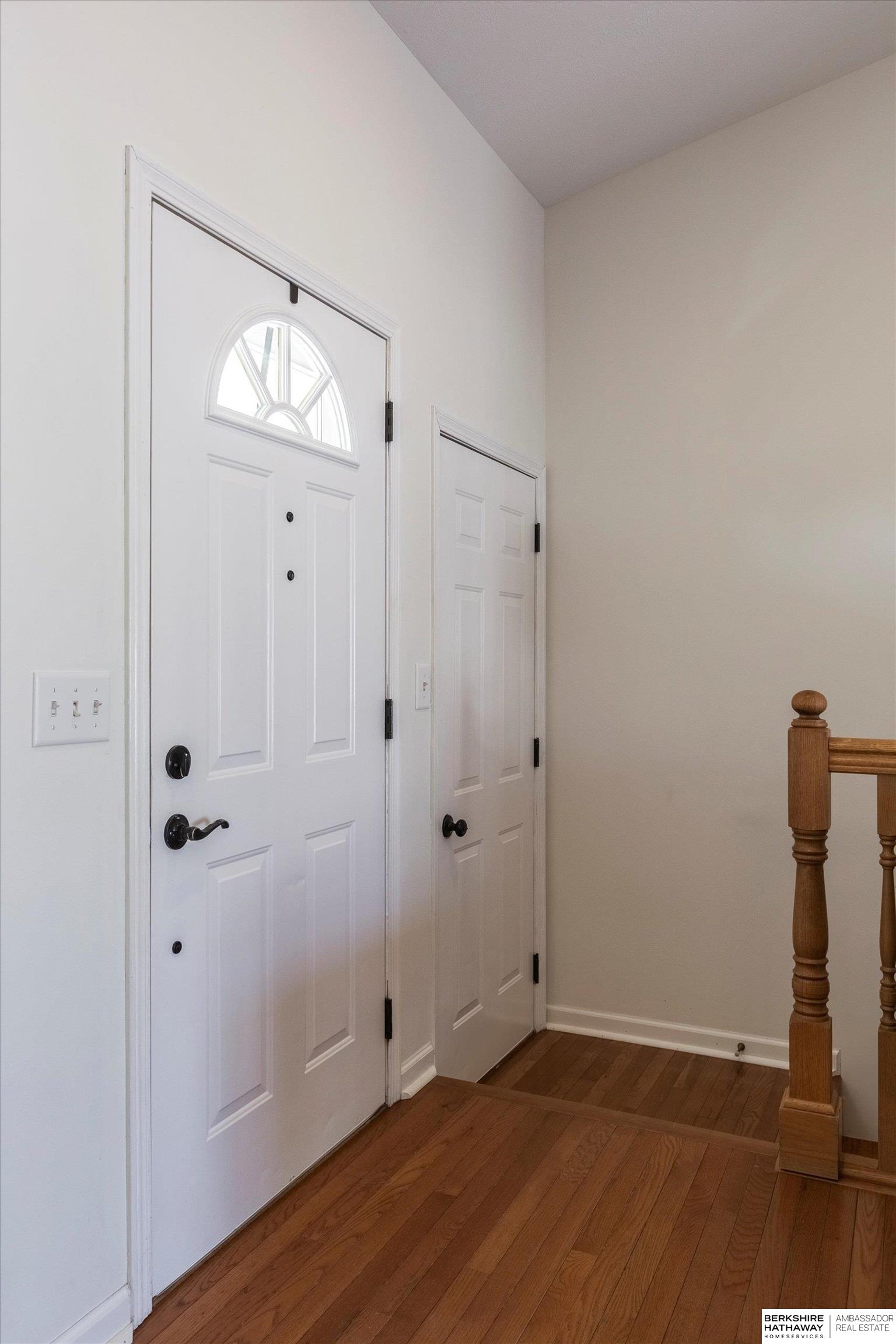 Waverly, Nebraska 68462, United States, 4 Bedrooms Bedrooms, ,2 BathroomsBathrooms,Residential,Pending,11114