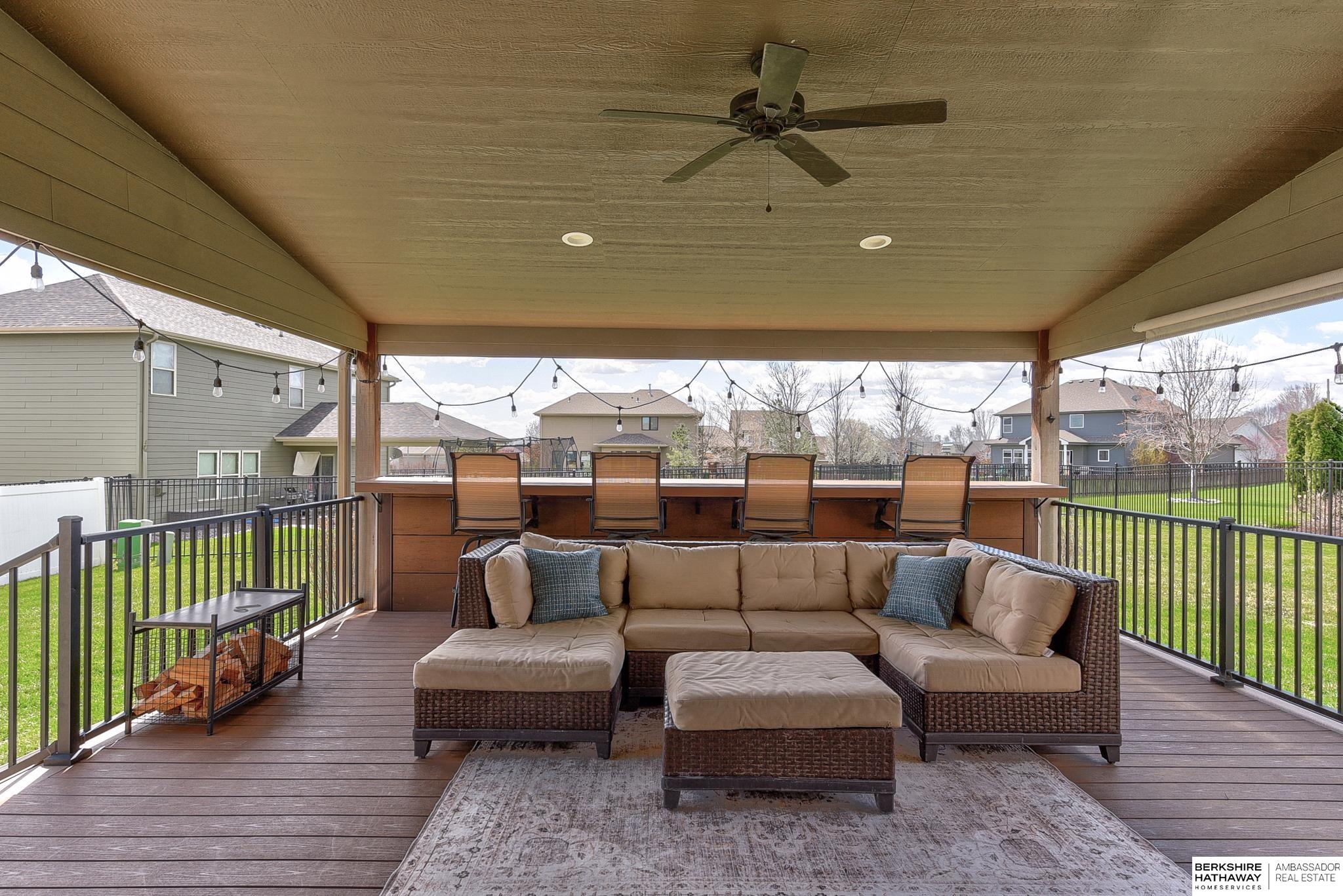 Omaha, Nebraska 68135, United States, 4 Bedrooms Bedrooms, ,3 BathroomsBathrooms,Residential,Pending,107959