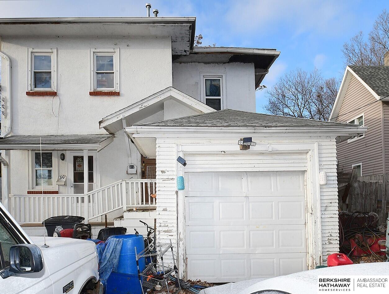 Council Bluffs, Iowa 51503, United States, 6 Bedrooms Bedrooms, ,2 BathroomsBathrooms,Residential,Active,5024