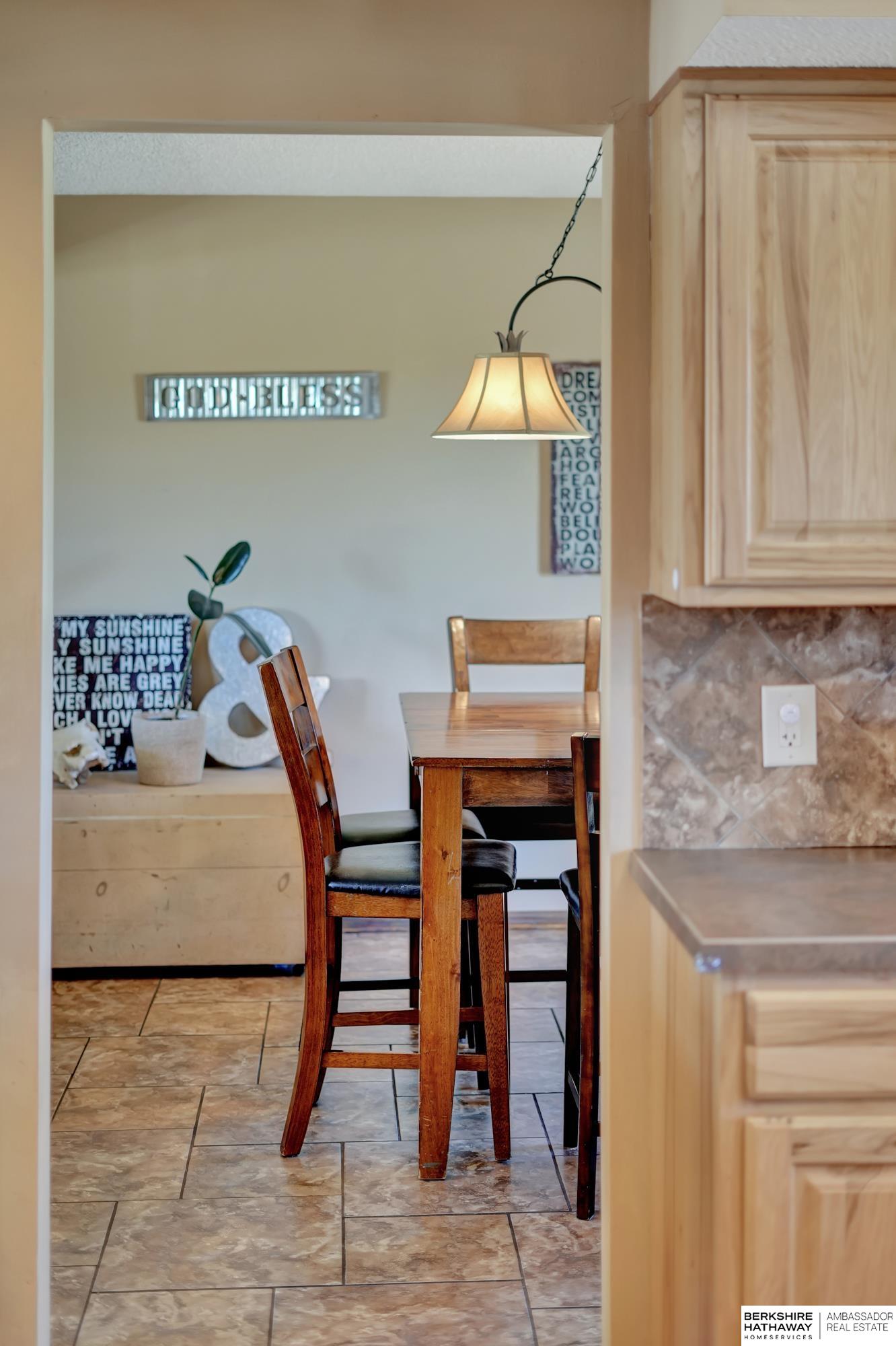 Lincoln, Nebraska 68532, United States, 3 Bedrooms Bedrooms, ,3 BathroomsBathrooms,Residential,Active,49146