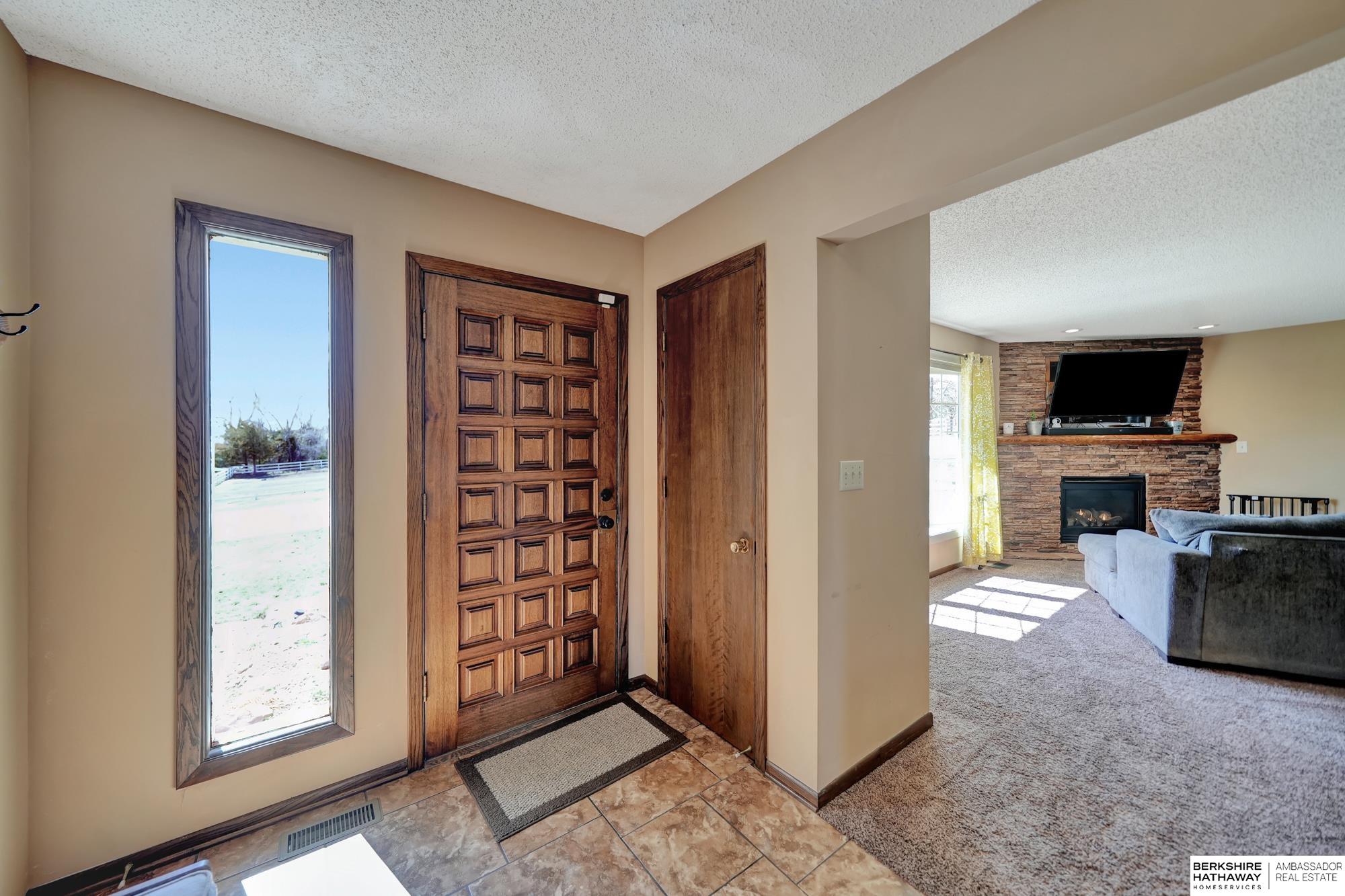 Lincoln, Nebraska 68532, United States, 3 Bedrooms Bedrooms, ,3 BathroomsBathrooms,Residential,Active,49146