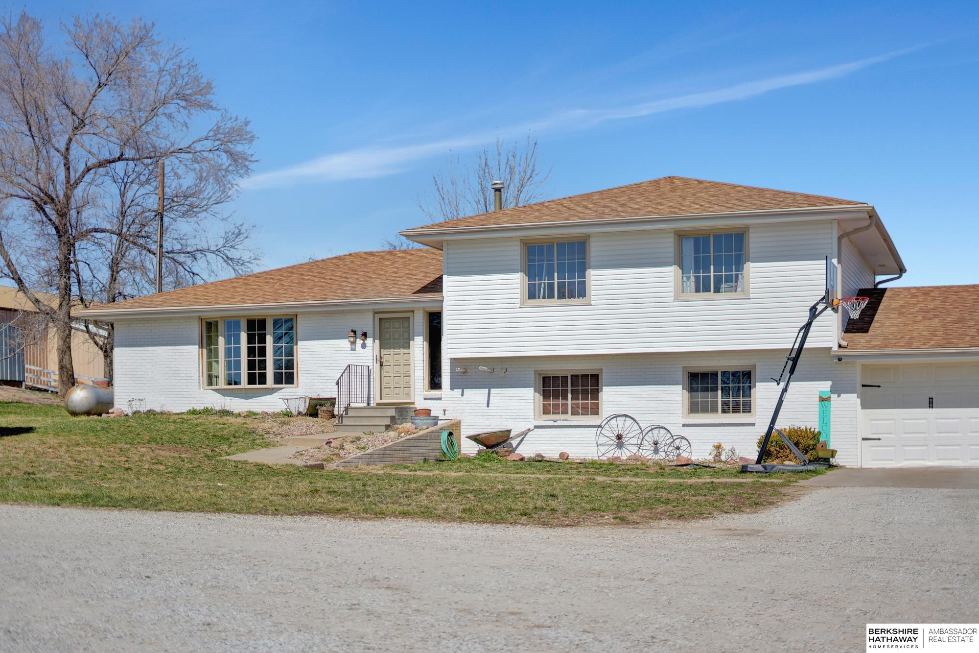 Lincoln, Nebraska 68532, United States, 3 Bedrooms Bedrooms, ,3 BathroomsBathrooms,Residential,Active,49146