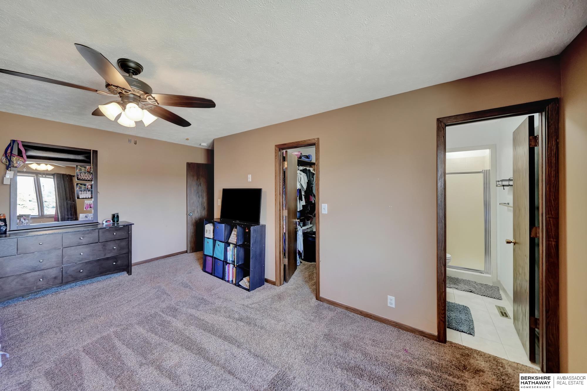 Lincoln, Nebraska 68532, United States, 3 Bedrooms Bedrooms, ,3 BathroomsBathrooms,Residential,Active,49146