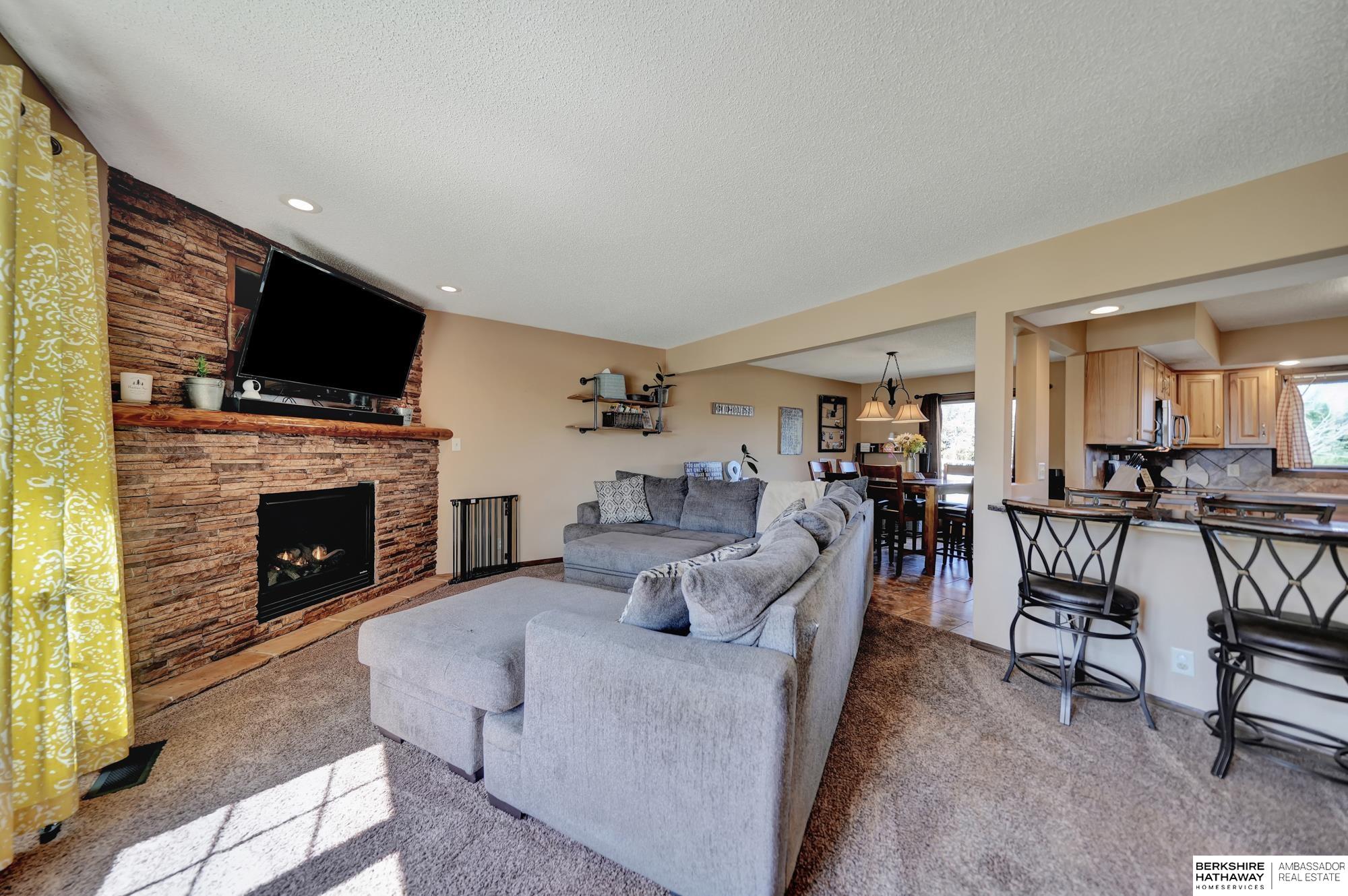 Lincoln, Nebraska 68532, United States, 3 Bedrooms Bedrooms, ,3 BathroomsBathrooms,Residential,Active,49146