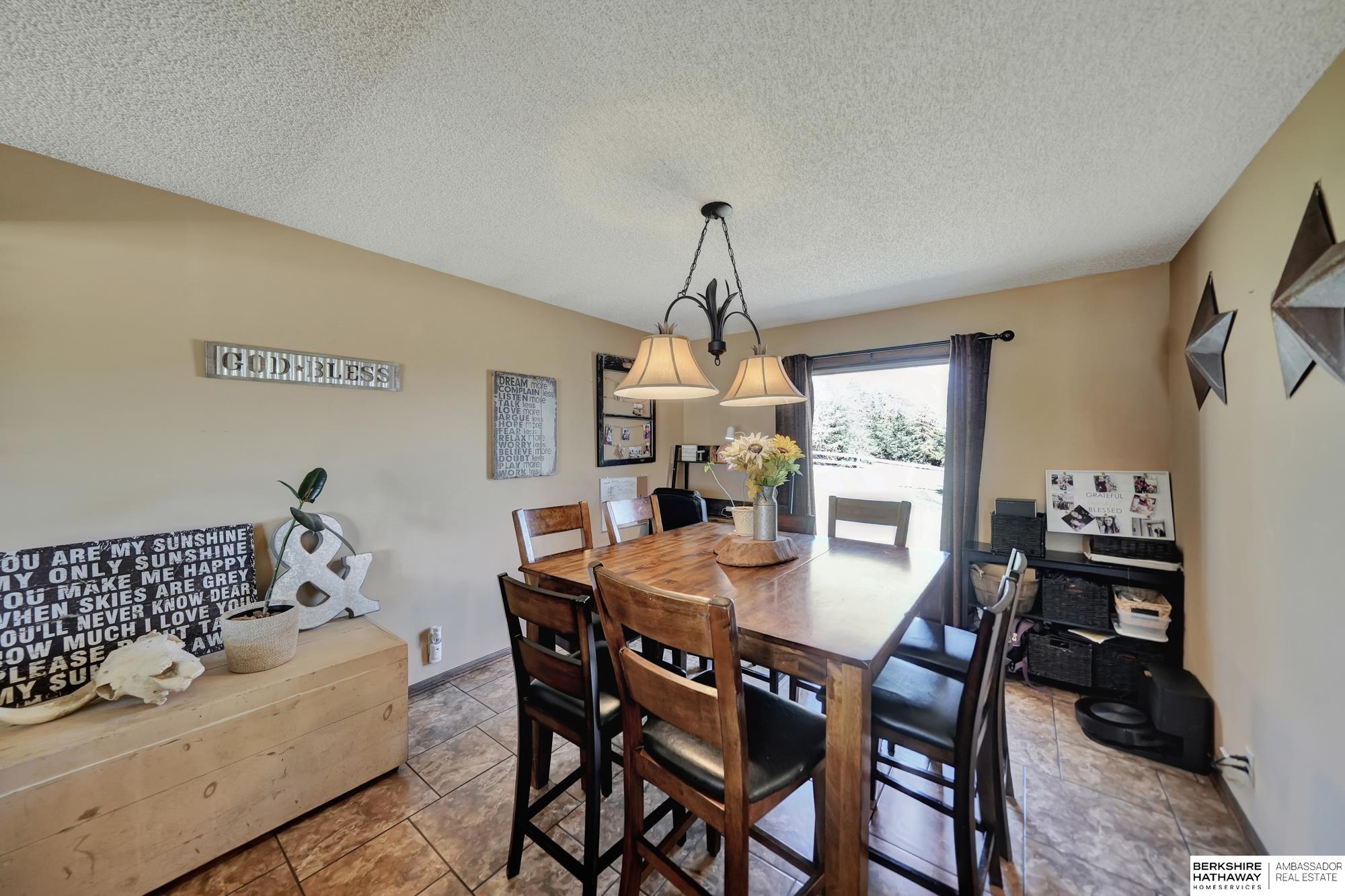 Lincoln, Nebraska 68532, United States, 3 Bedrooms Bedrooms, ,3 BathroomsBathrooms,Residential,Active,49146