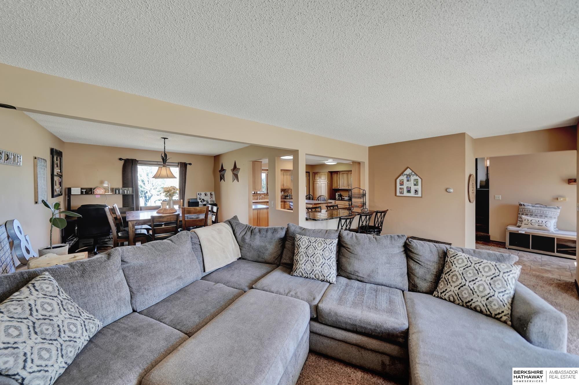 Lincoln, Nebraska 68532, United States, 3 Bedrooms Bedrooms, ,3 BathroomsBathrooms,Residential,Active,49146