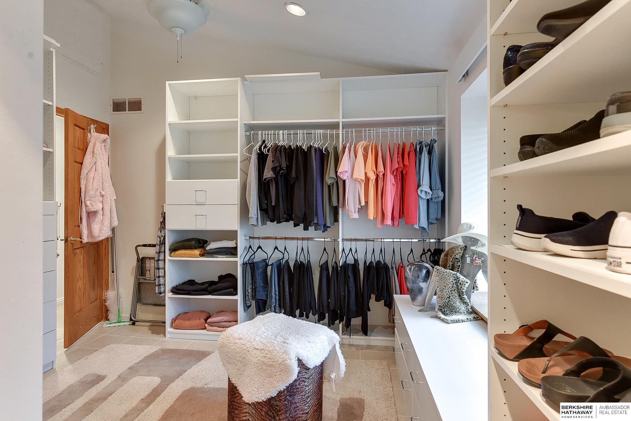 Valley, Nebraska 68064, United States, 3 Bedrooms Bedrooms, ,4 BathroomsBathrooms,Residential,Active,34622