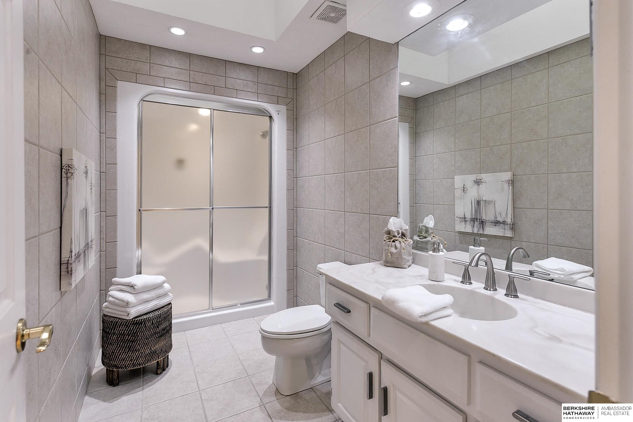 Valley, Nebraska 68064, United States, 3 Bedrooms Bedrooms, ,4 BathroomsBathrooms,Residential,Active,34622