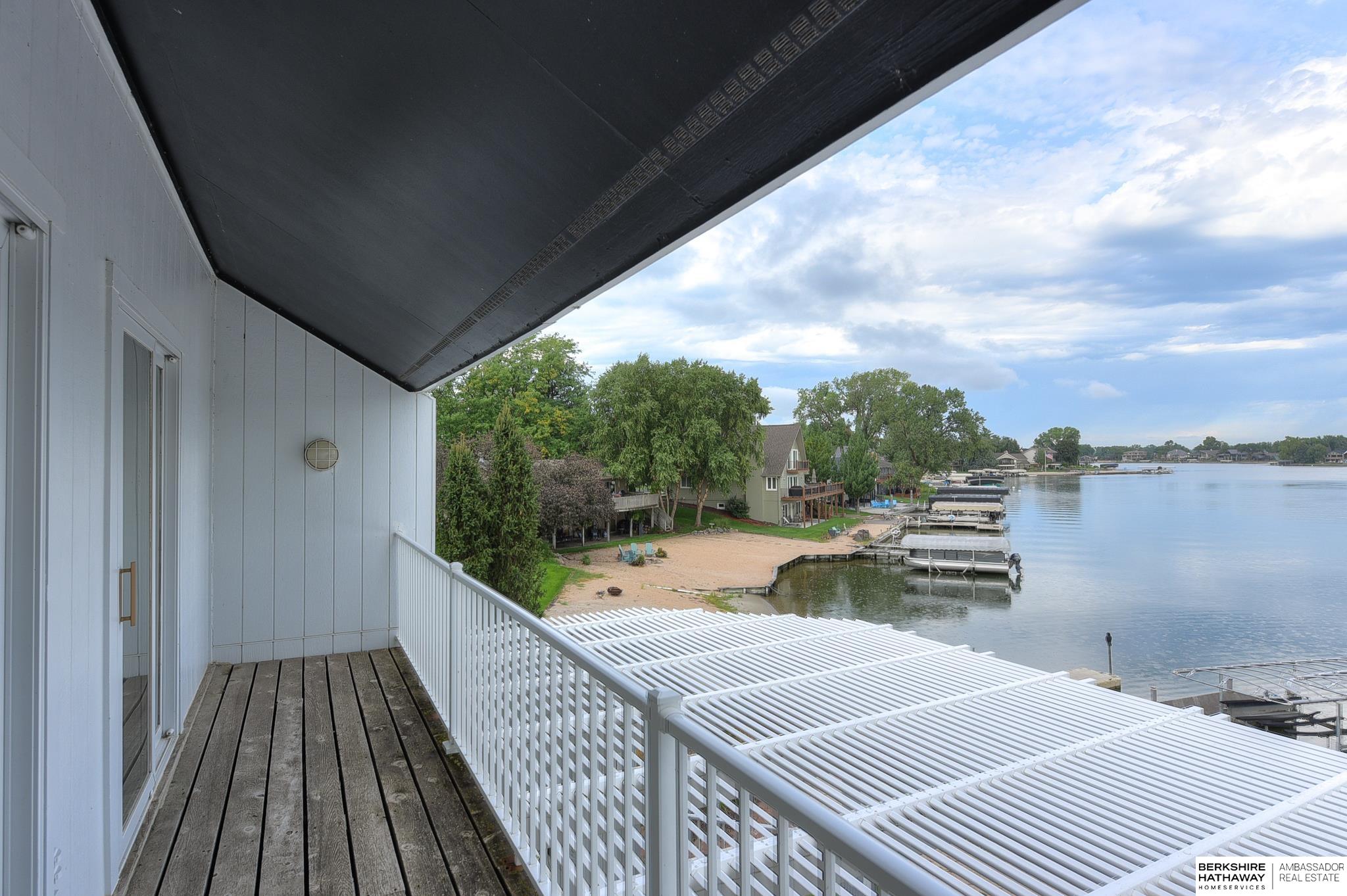 Valley, Nebraska 68064, United States, 3 Bedrooms Bedrooms, ,4 BathroomsBathrooms,Residential,Active,34622