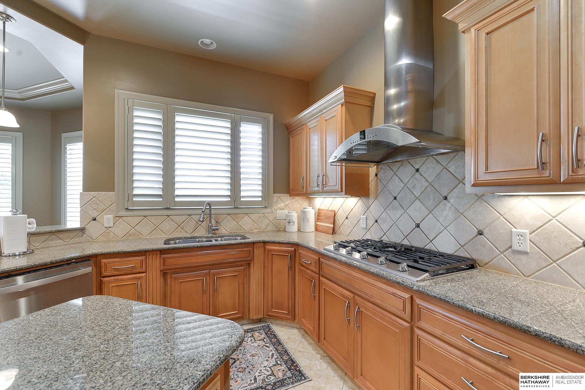 Omaha, Nebraska 68154, United States, 5 Bedrooms Bedrooms, ,6 BathroomsBathrooms,Residential,Active,20426