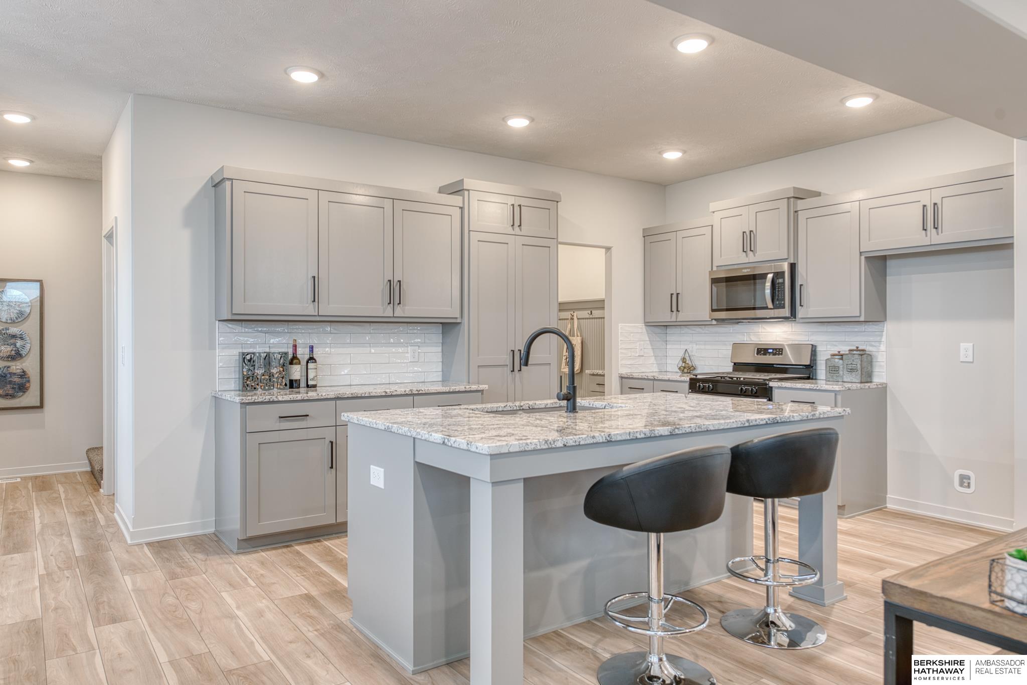 Papillion, Nebraska 68046, United States, 4 Bedrooms Bedrooms, ,3 BathroomsBathrooms,Residential,Active,35570