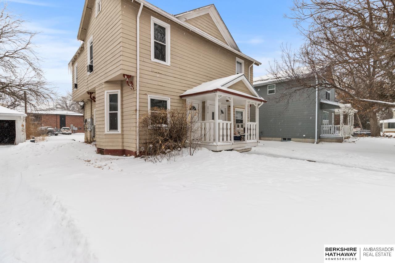 Lincoln, Nebraska 68503, United States, 4 Bedrooms Bedrooms, ,4 BathroomsBathrooms,Residential,Pending,2161