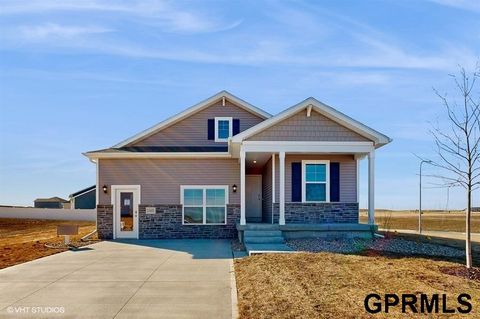 Photo of 11631 Port Royal Drive, Papillion, NE 68046 (MLS # 22534551)