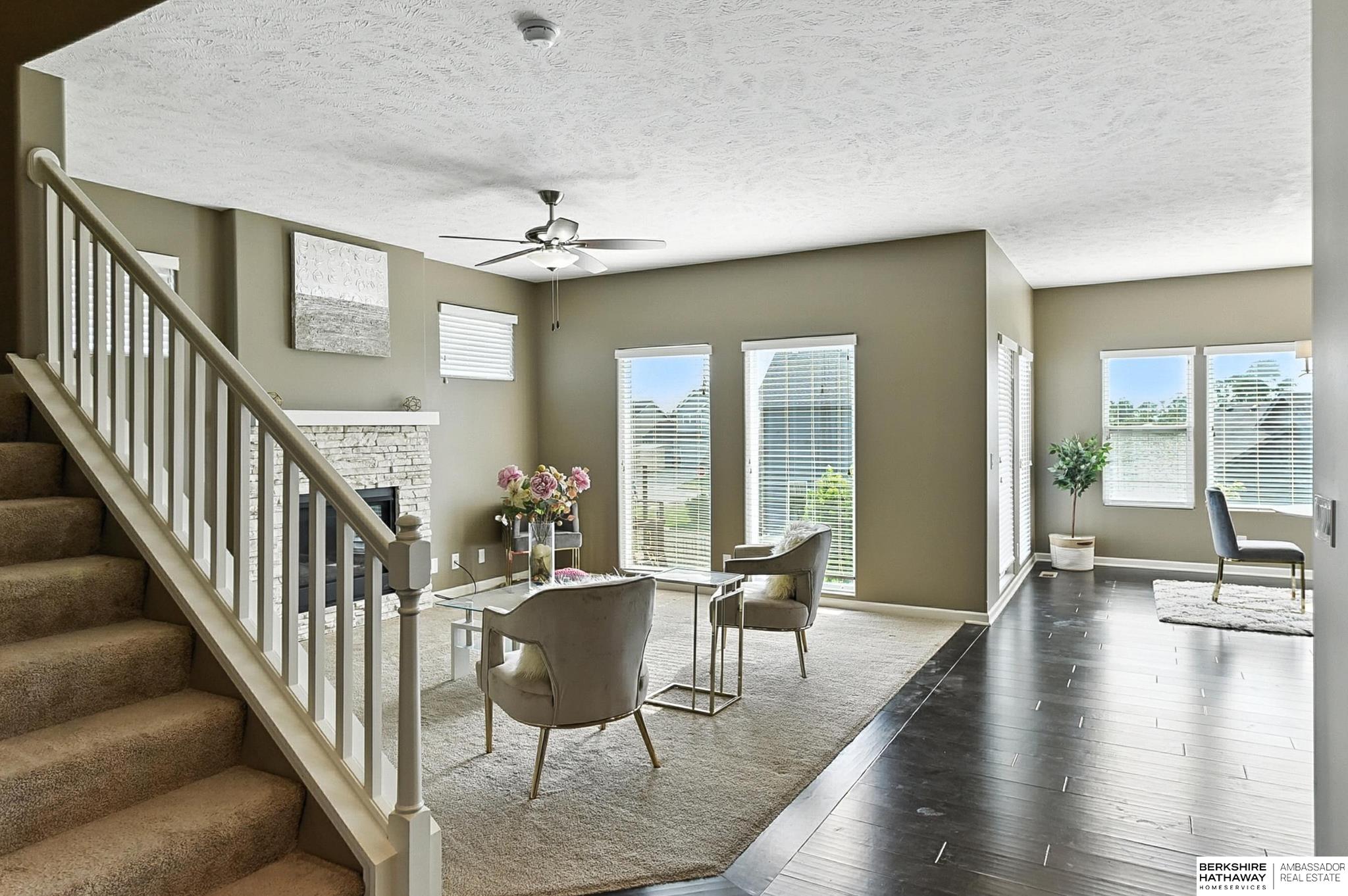 Omaha, Nebraska 68136, United States, 5 Bedrooms Bedrooms, ,3 BathroomsBathrooms,Residential,Pending,167734