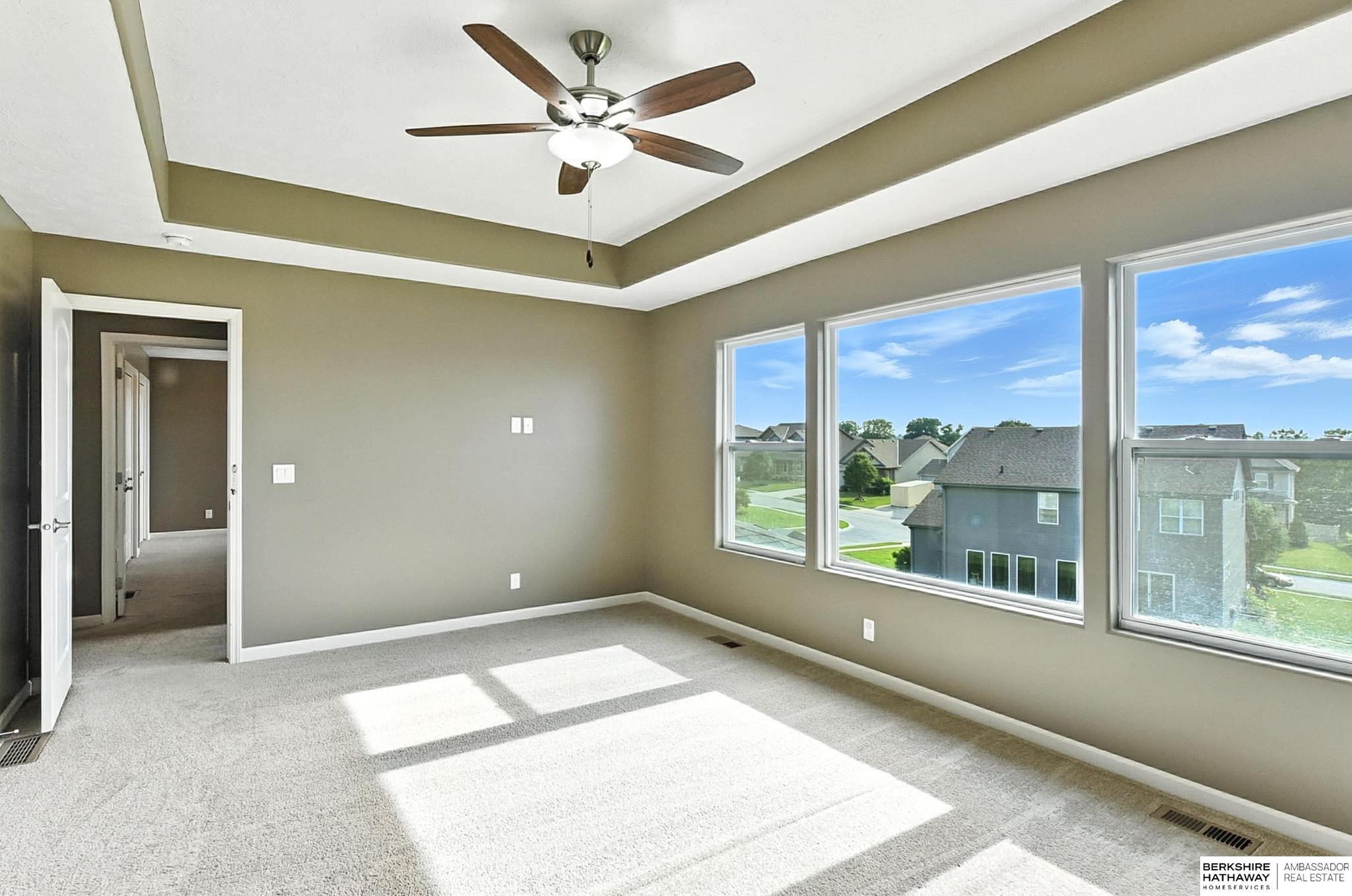 Omaha, Nebraska 68136, United States, 5 Bedrooms Bedrooms, ,3 BathroomsBathrooms,Residential,Pending,167734