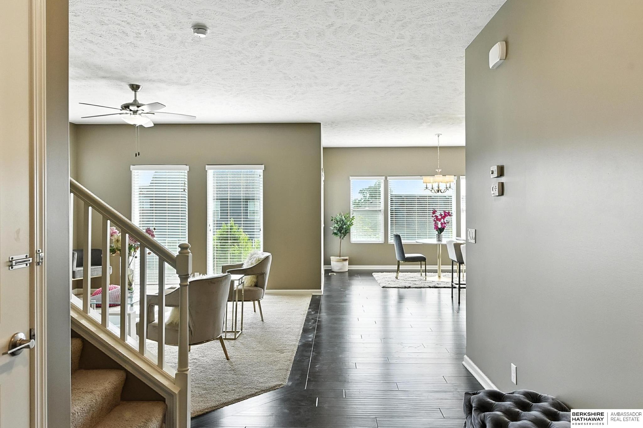 Omaha, Nebraska 68136, United States, 5 Bedrooms Bedrooms, ,3 BathroomsBathrooms,Residential,Pending,167734