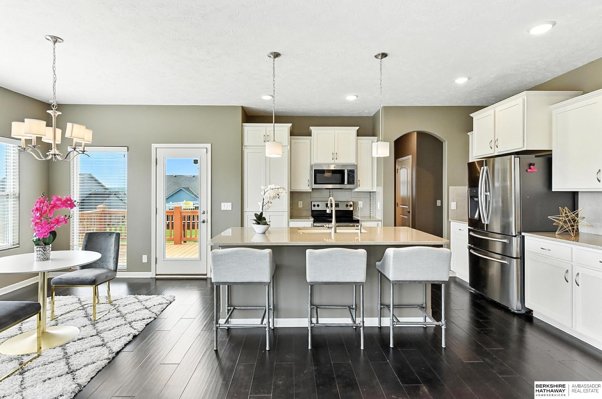 Omaha, Nebraska 68136, United States, 5 Bedrooms Bedrooms, ,3 BathroomsBathrooms,Residential,Pending,167734