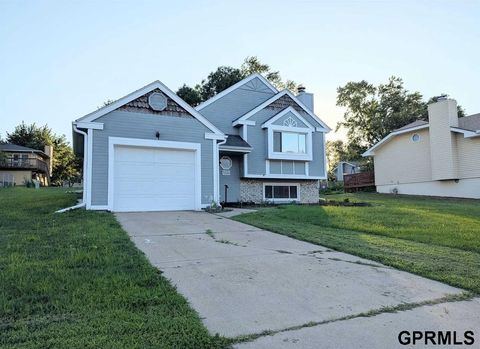 Photo of 7106 S 145th Street, Omaha, NE 68138 (MLS # 22528529)