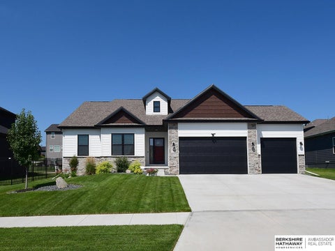 Photo of 11010 N 169 Street, Bennington, NE 68007 (MLS # 22620095)