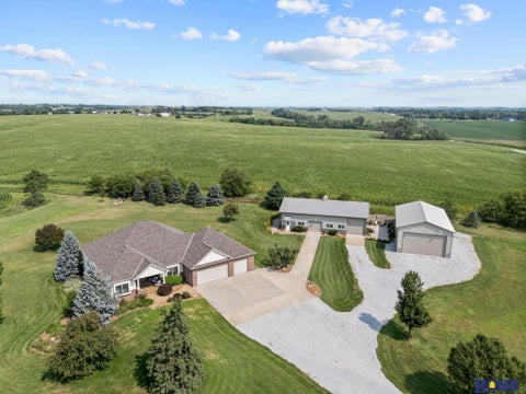 Photo of 11223 N 84th Street, Lincoln, NE 68517 (MLS # 22623535)