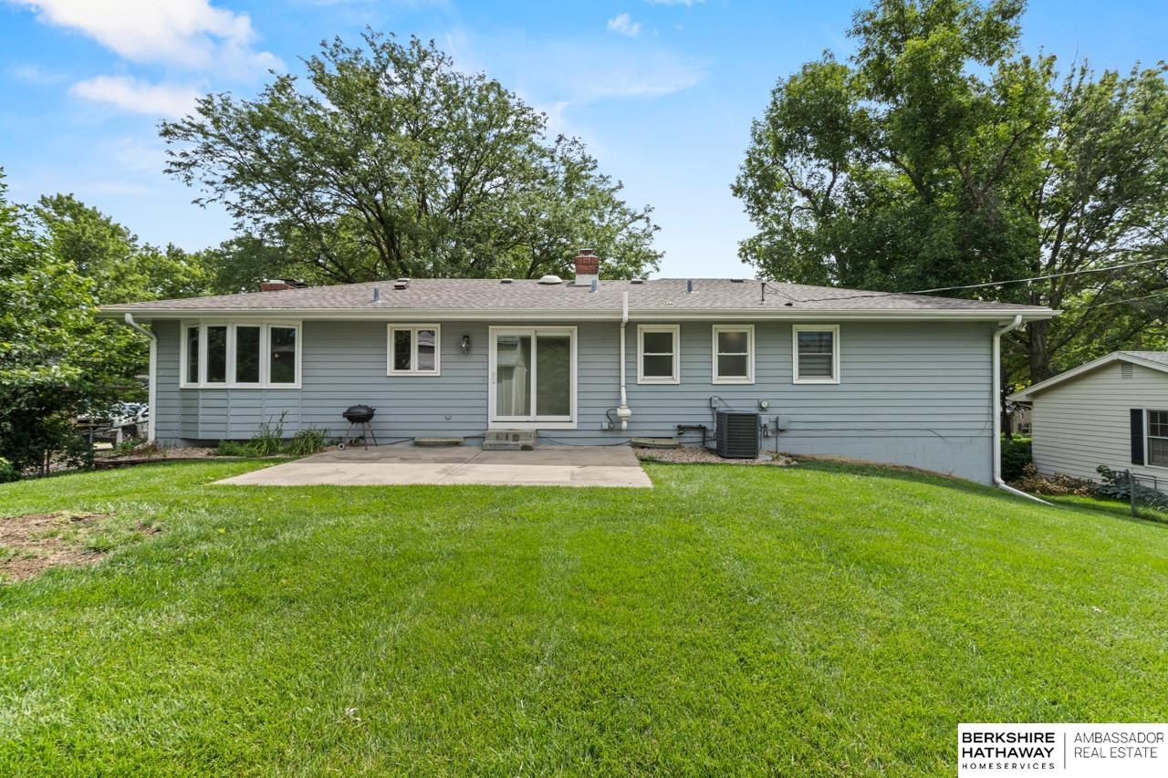 Omaha, Nebraska 68154, United States, 3 Bedrooms Bedrooms, ,2 BathroomsBathrooms,Residential,Active,173009