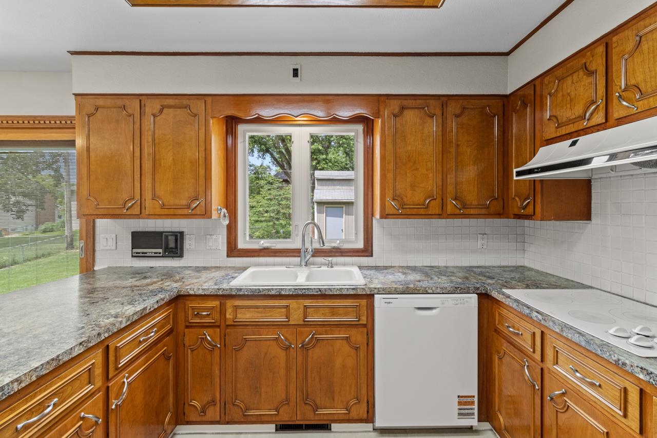 Omaha, Nebraska 68154, United States, 3 Bedrooms Bedrooms, ,2 BathroomsBathrooms,Residential,Active,173009