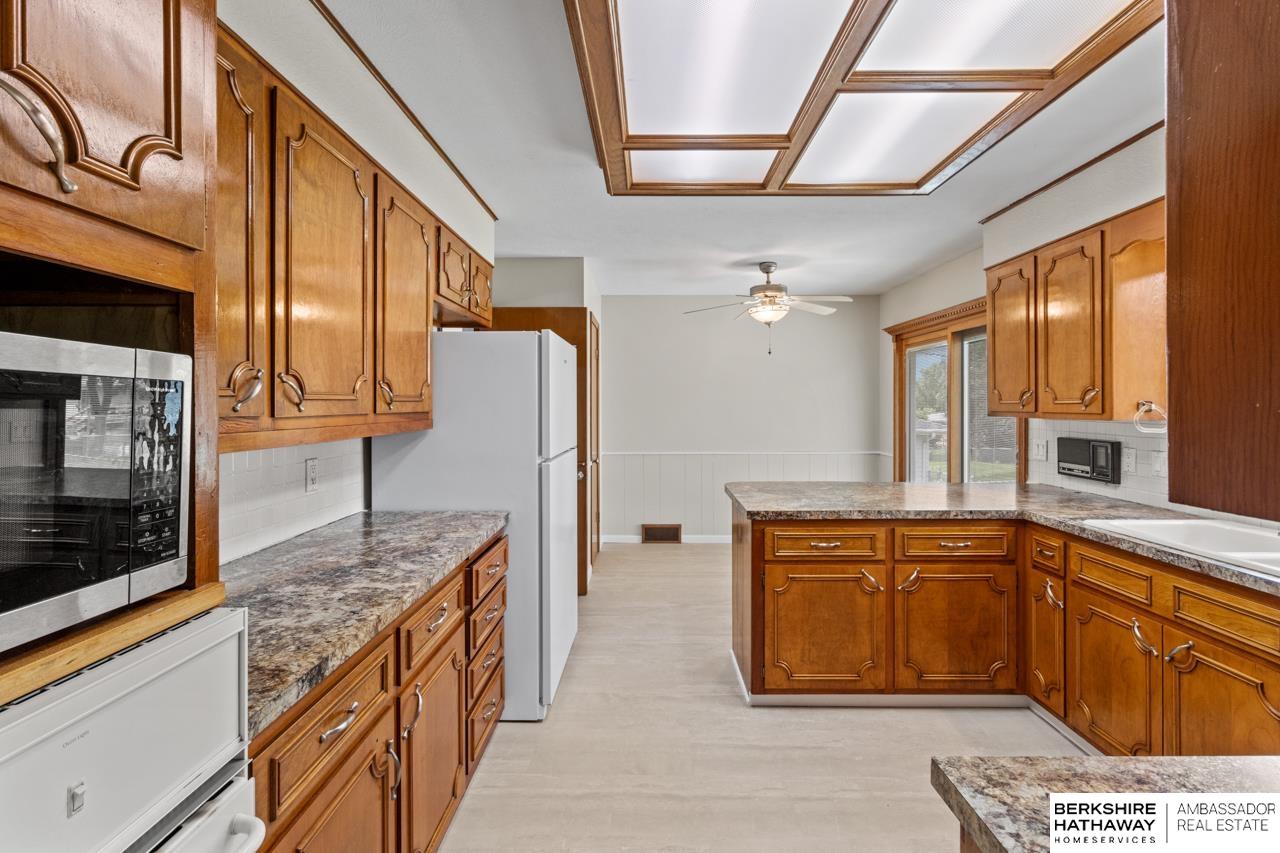 Omaha, Nebraska 68154, United States, 3 Bedrooms Bedrooms, ,2 BathroomsBathrooms,Residential,Active,173009