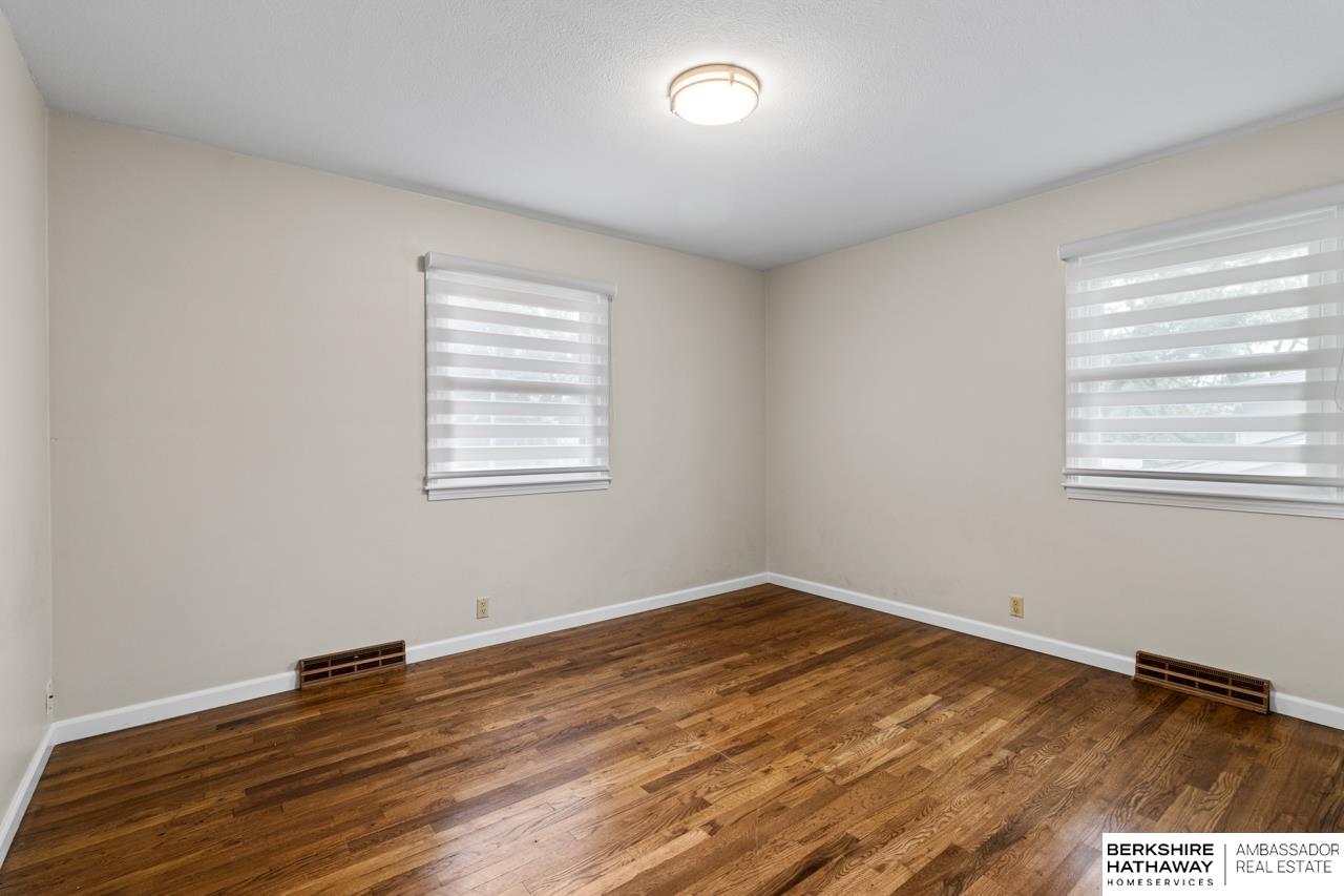 Omaha, Nebraska 68154, United States, 3 Bedrooms Bedrooms, ,2 BathroomsBathrooms,Residential,Active,173009