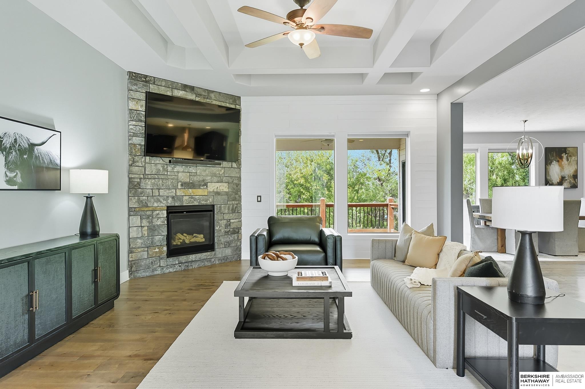 Omaha, Nebraska 68136, United States, 6 Bedrooms Bedrooms, ,3 BathroomsBathrooms,Residential,Active,254224