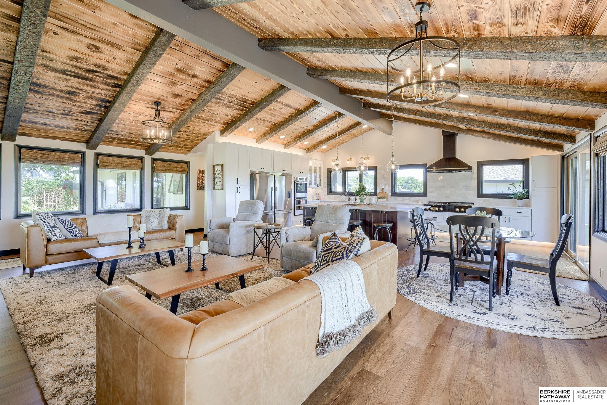 Omaha, Nebraska 68022, United States, 3 Bedrooms Bedrooms, ,2 BathroomsBathrooms,Residential,Active,160596