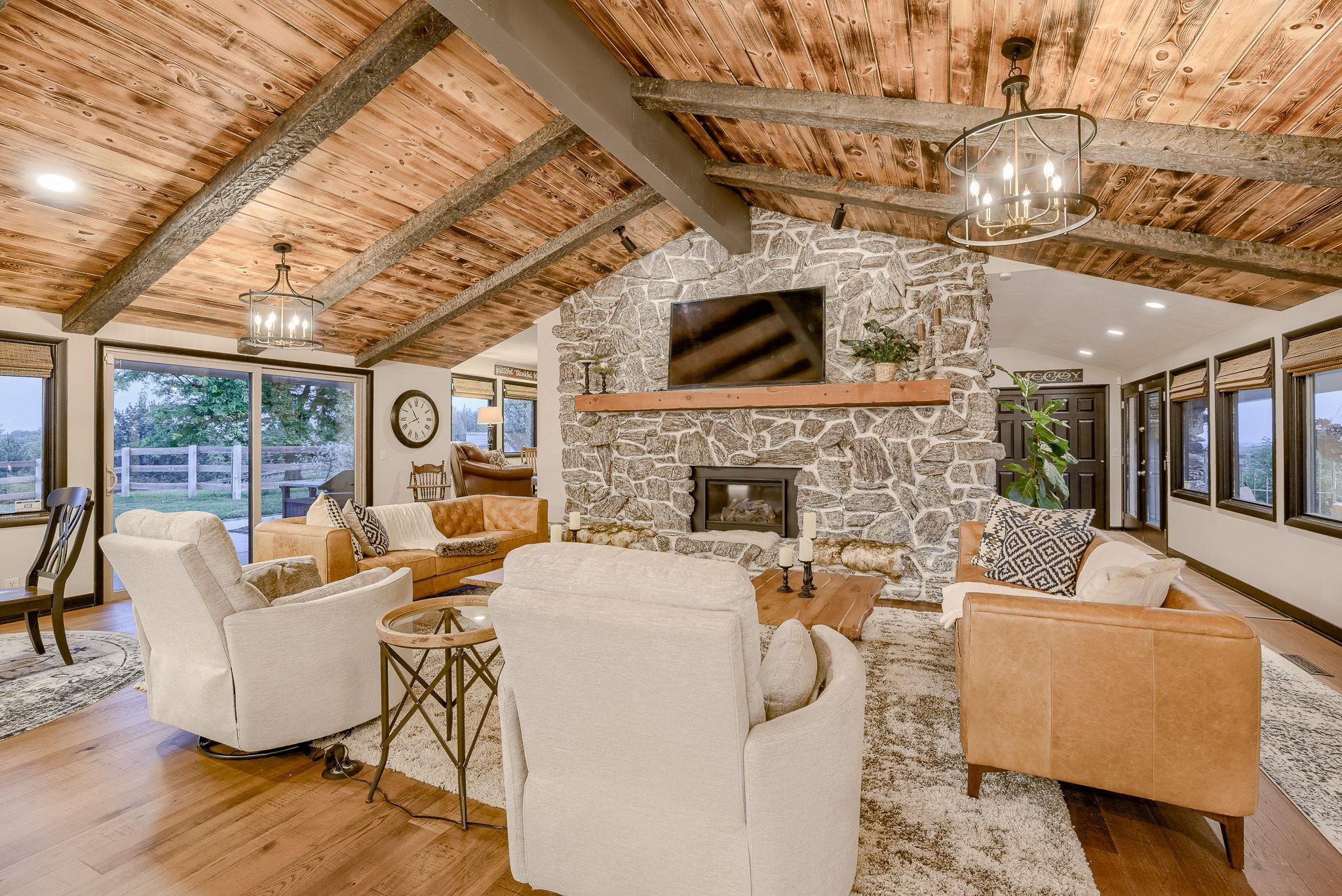 Omaha, Nebraska 68022, United States, 3 Bedrooms Bedrooms, ,2 BathroomsBathrooms,Residential,Active,160596