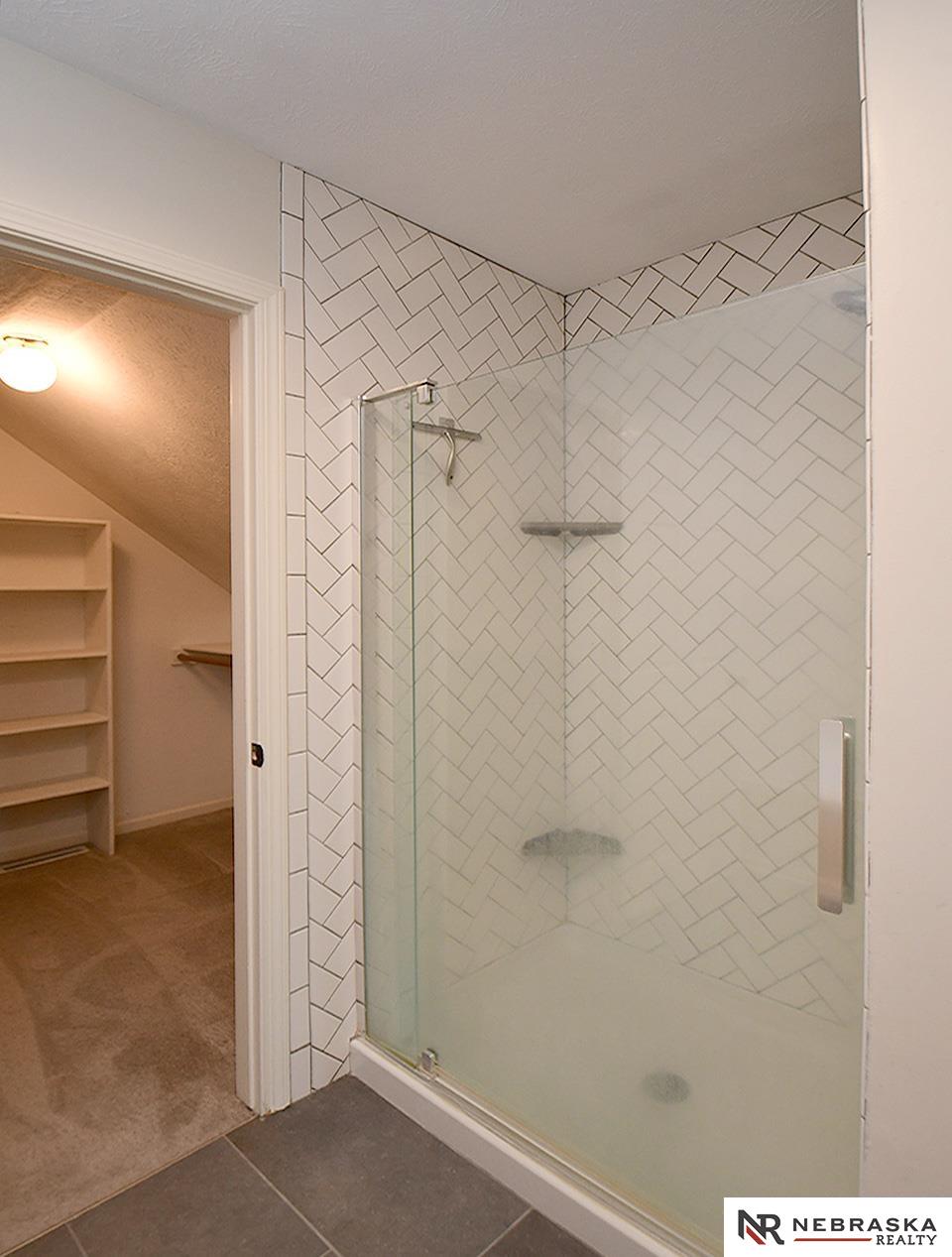 Omaha, Nebraska 68116, United States, 4 Bedrooms Bedrooms, ,3 BathroomsBathrooms,Residential,Pending,158405