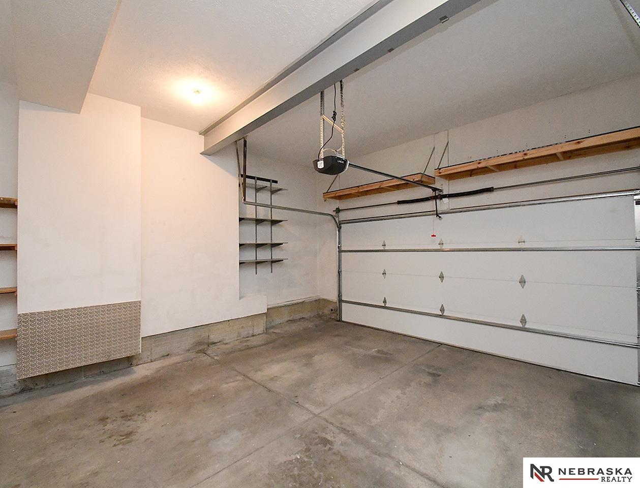 Omaha, Nebraska 68116, United States, 4 Bedrooms Bedrooms, ,3 BathroomsBathrooms,Residential,Pending,158405